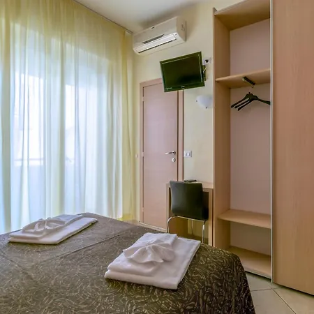 鲁宾斯酒店 酒店 里米尼